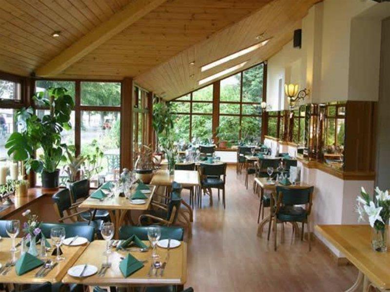 אינברנס The Waterside Hotel מראה חיצוני תמונה